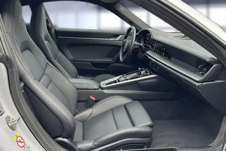 Porsche 992 din 2024 cu 8.000 km - oferta POR108415 - foto 13