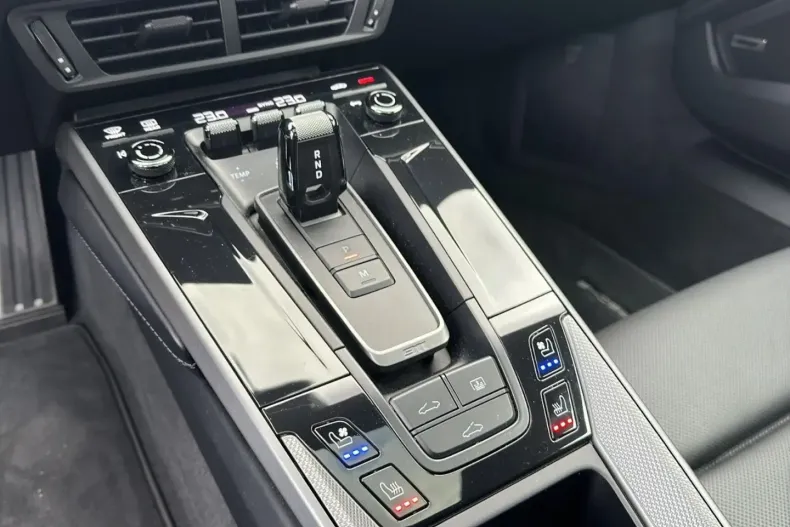 Porsche 992 din 2024 cu 8.000 km - oferta POR108415 - foto 19