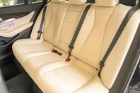 Mercedes-Benz E 200 din 2020 cu 93.805 km - oferta MER108418 - foto 3