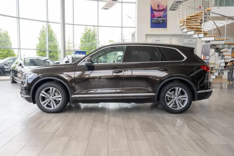 Volkswagen Touareg din 2020 cu 111.267 km - oferta VOL108421 - foto 4