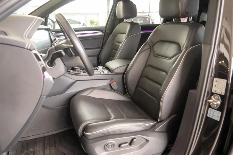 Volkswagen Touareg din 2020 cu 111.267 km - oferta VOL108421 - foto 11