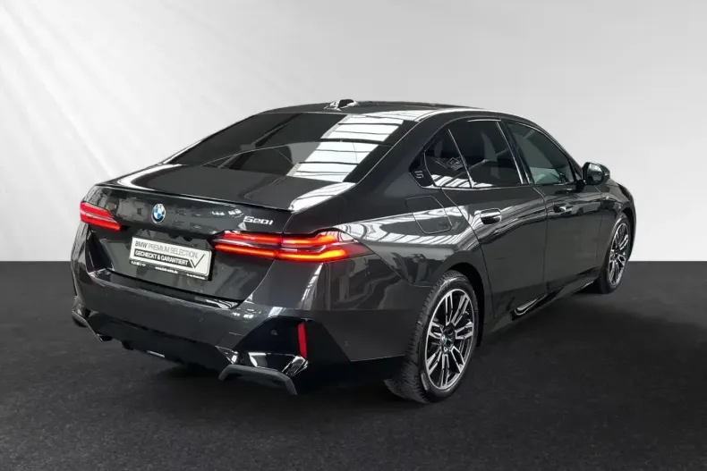 BMW 520 din 2024 cu 25.600 km - oferta BMW108426 - foto 4