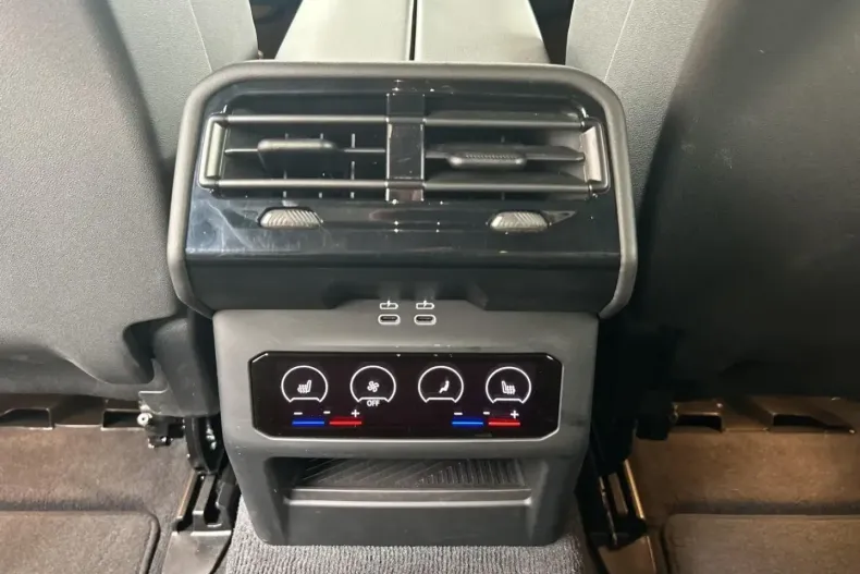 BMW 520 din 2024 cu 25.600 km - oferta BMW108426 - foto 13