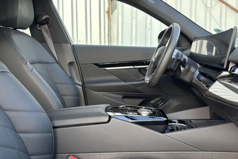 BMW 520 din 2024 cu 21.200 km - oferta BMW108430 - foto 7