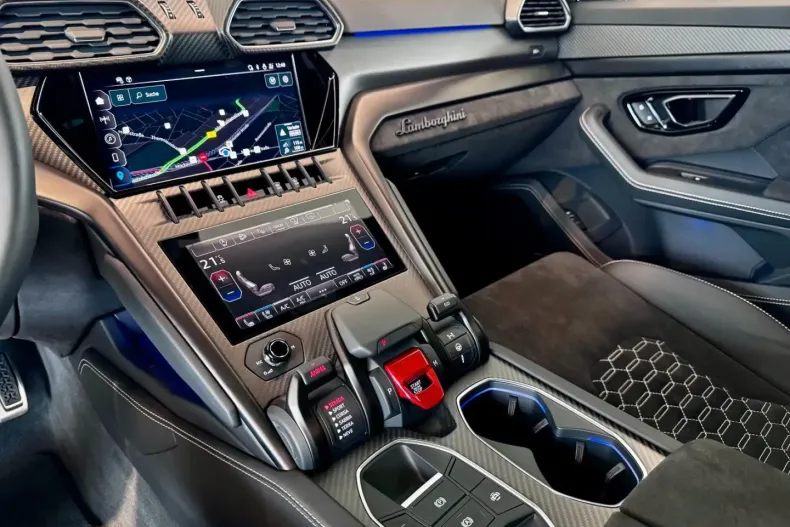 Lamborghini Urus din 2023 cu 7.244 km - oferta LAM108432 - foto 16