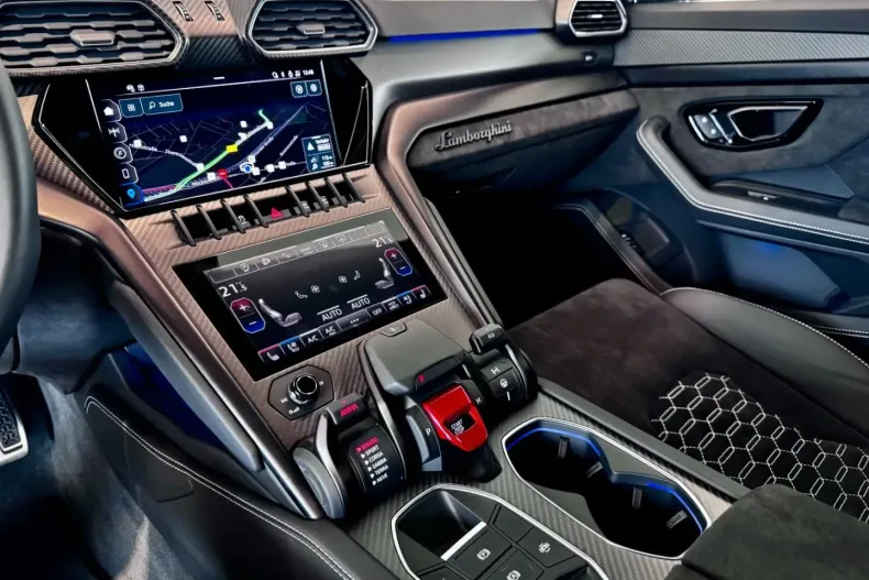 Lamborghini Urus din 2023 cu 7.244 km - oferta LAM108432 - foto 17