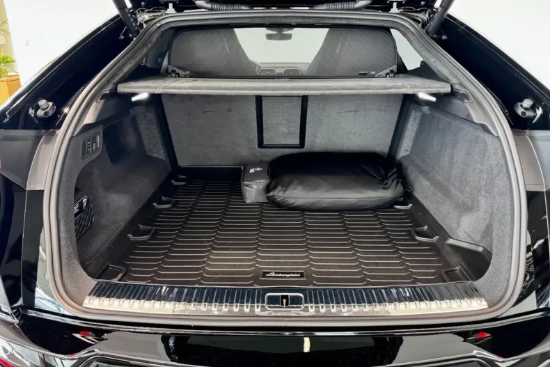 Lamborghini Urus din 2023 cu 7.244 km - oferta LAM108432 - foto 24