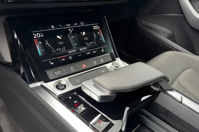 Audi e-tron din 2021 cu 61.000 km - oferta AUD108434 - foto 10