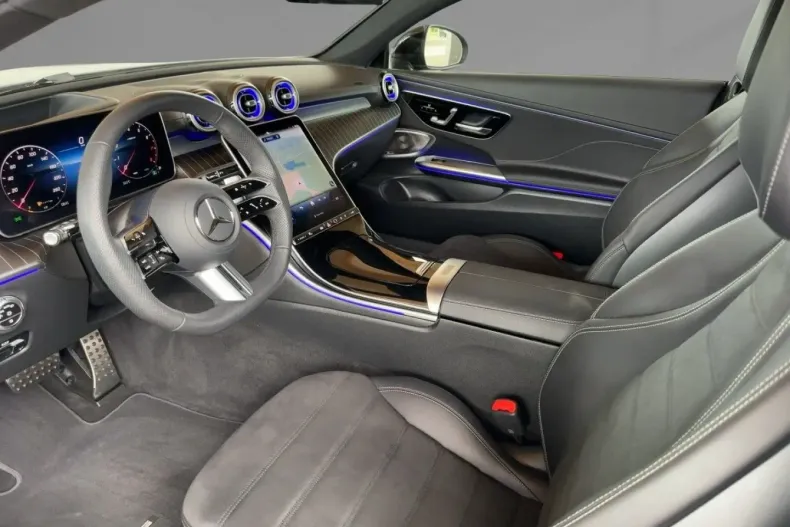 Mercedes-Benz CLE 300 din 2024 cu 9.038 km - oferta MER108438 - foto 7