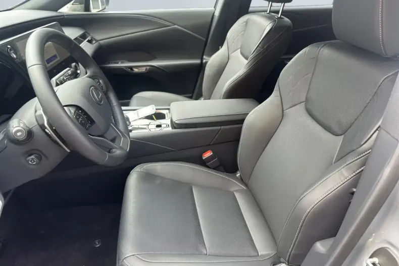 Lexus RX 350 din 2024 cu 15 km - oferta LEX108446 - foto 8