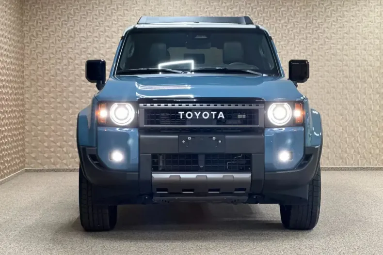 Toyota Land Cruiser din 2025 cu 45 km - oferta TOY108447 - foto 2