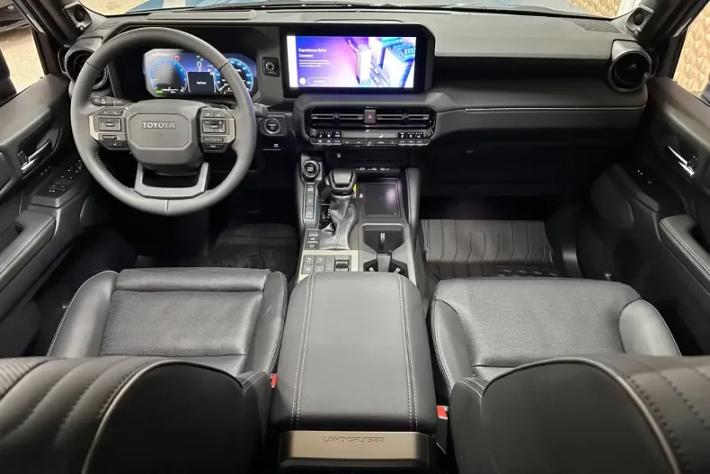 Toyota Land Cruiser din 2025 cu 45 km - oferta TOY108447 - foto 6