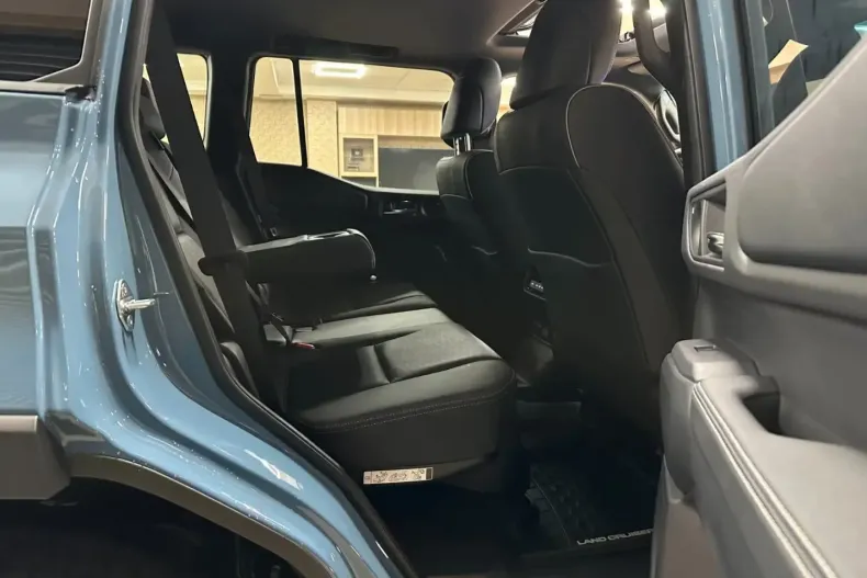 Toyota Land Cruiser din 2025 cu 45 km - oferta TOY108447 - foto 15