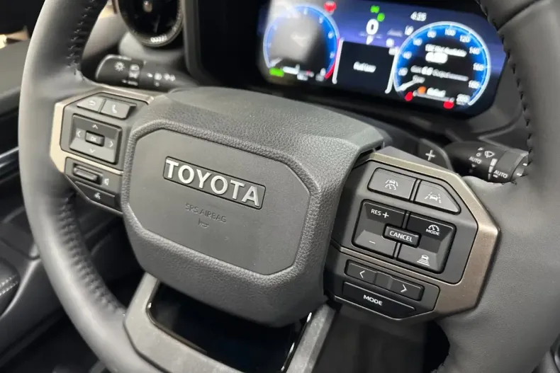 Toyota Land Cruiser din 2025 cu 45 km - oferta TOY108447 - foto 21