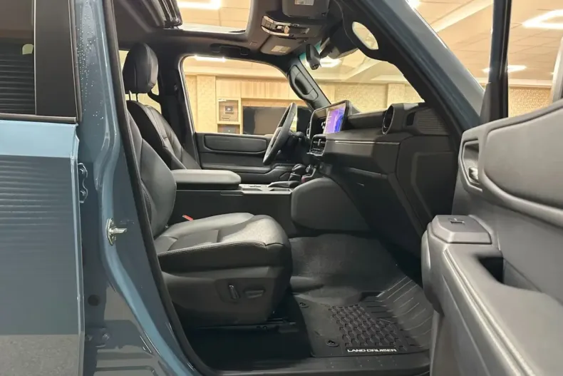 Toyota Land Cruiser din 2025 cu 45 km - oferta TOY108447 - foto 23