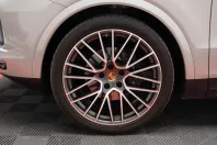 Porsche Cayenne din 2022 cu 18.500 km - oferta POR108452 - foto 14