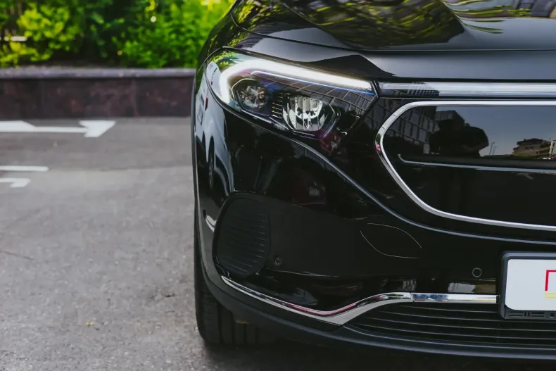 Mercedes-Benz EQA din 2023 cu 13.500 km - oferta MER108456 - foto 19