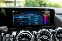 Mercedes-Benz EQA din 2023 cu 13.500 km - oferta MER108456 - foto 33