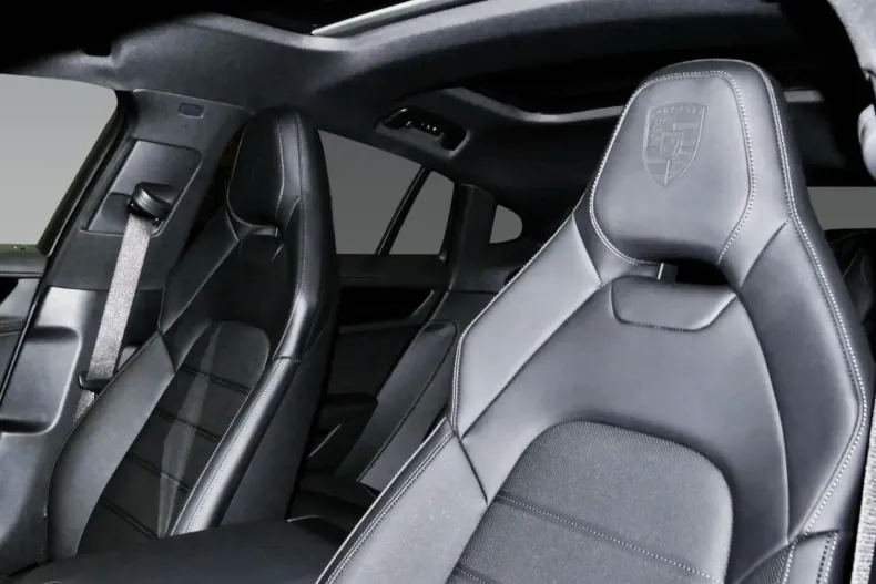 Porsche Panamera din 2025 cu 9.900 km - oferta POR108459 - foto 14