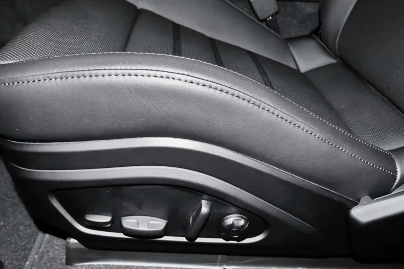 Porsche Panamera din 2025 cu 9.900 km - oferta POR108459 - foto 18