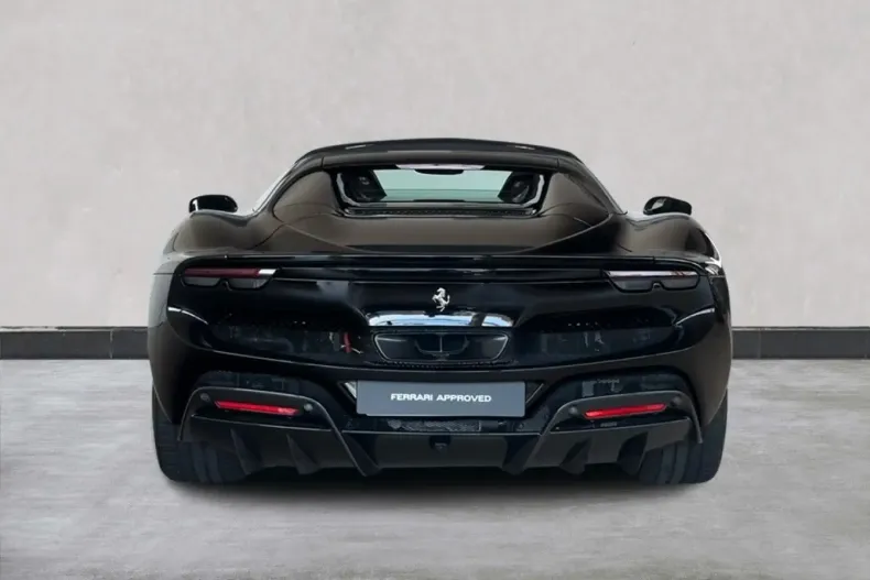 Ferrari 296 GTS din 2023 cu 3.100 km - oferta FER108465 - foto 6