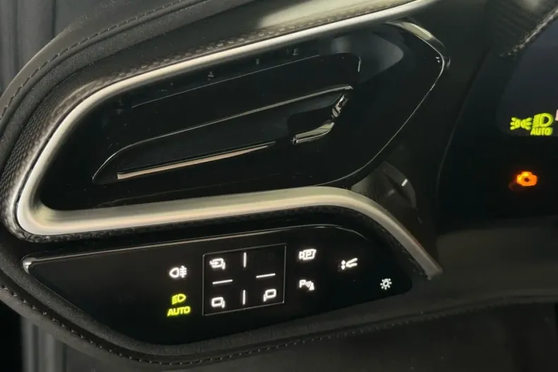 Ferrari 296 GTS din 2023 cu 3.100 km - oferta FER108465 - foto 13