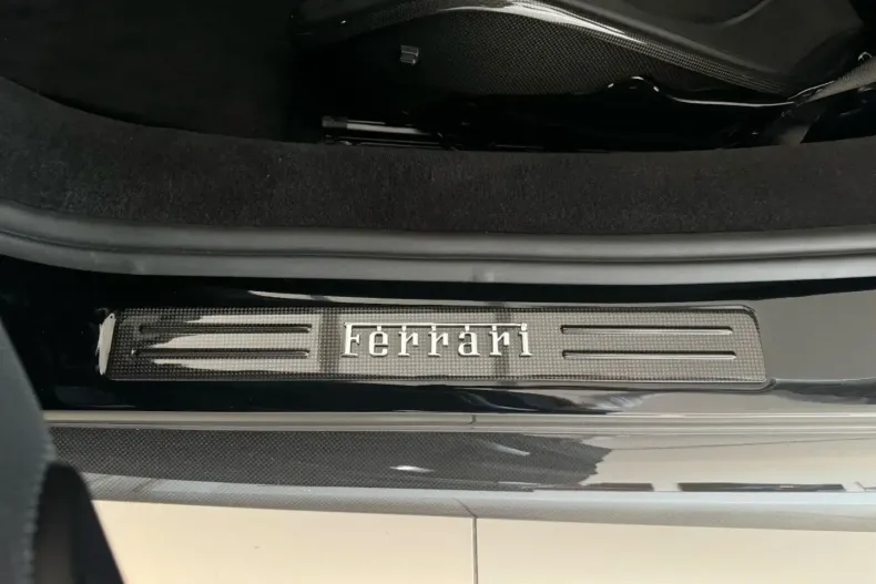 Ferrari 296 GTS din 2023 cu 3.100 km - oferta FER108465 - foto 22