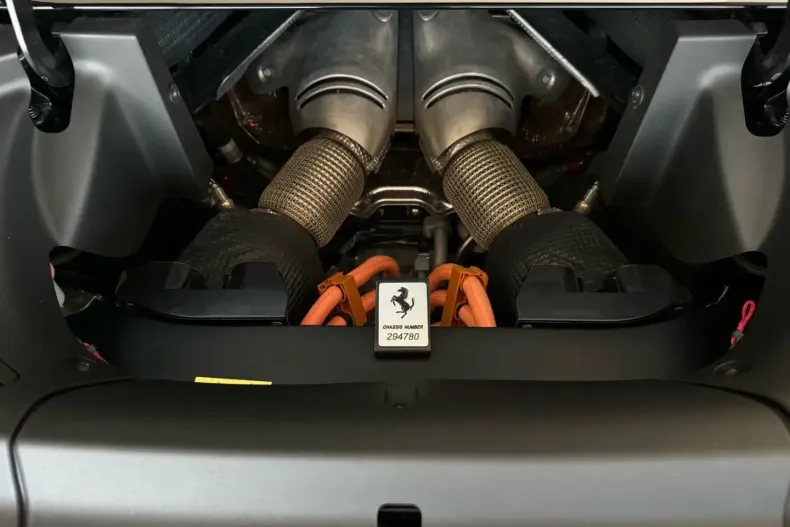 Ferrari 296 GTS din 2023 cu 3.100 km - oferta FER108465 - foto 27