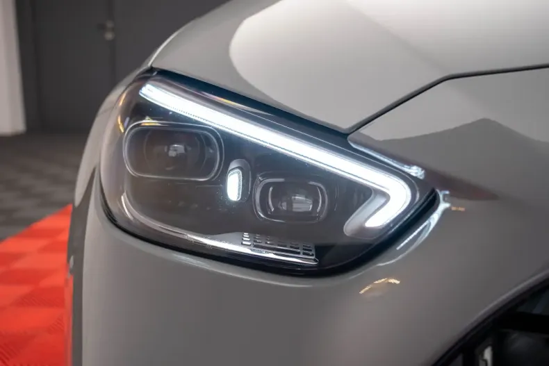 Mercedes-Benz C 63 AMG din 2024 cu 5.500 km - oferta MER108470 - foto 3