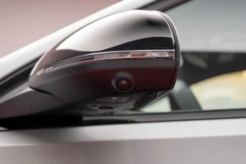 Mercedes-Benz C 63 AMG din 2024 cu 5.500 km - oferta MER108470 - foto 39