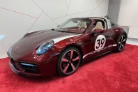 Porsche 992 din 2021 cu 7.000 km - oferta POR108472 - foto 1