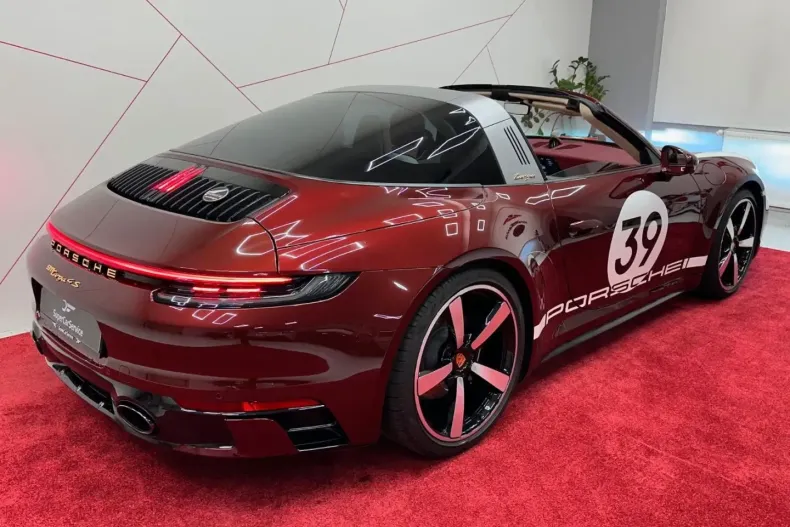 Porsche 992 din 2021 cu 7.000 km - oferta POR108472 - foto 4