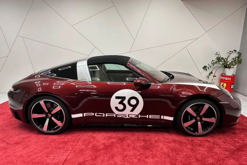 Porsche 992 din 2021 cu 7.000 km - oferta POR108472 - foto 9