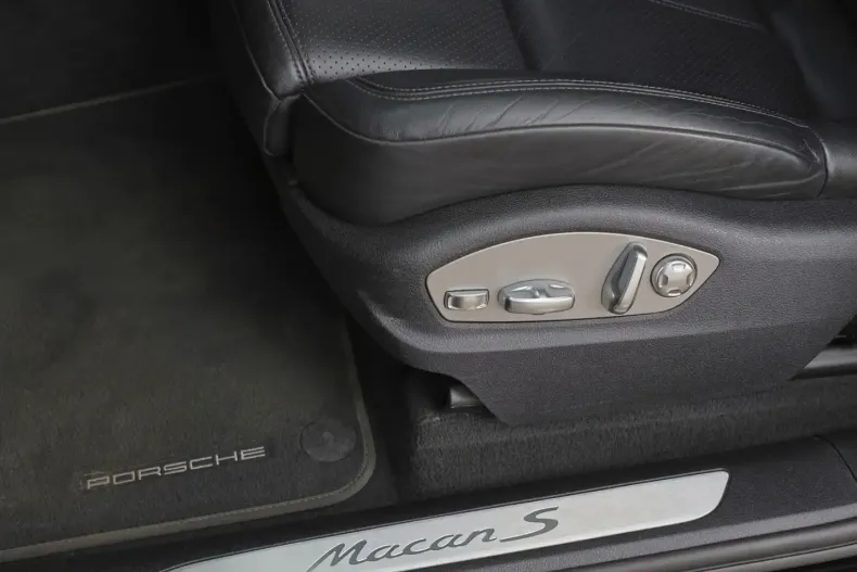 Porsche Macan din 2020 cu 78.000 km - oferta POR108479 - foto 12