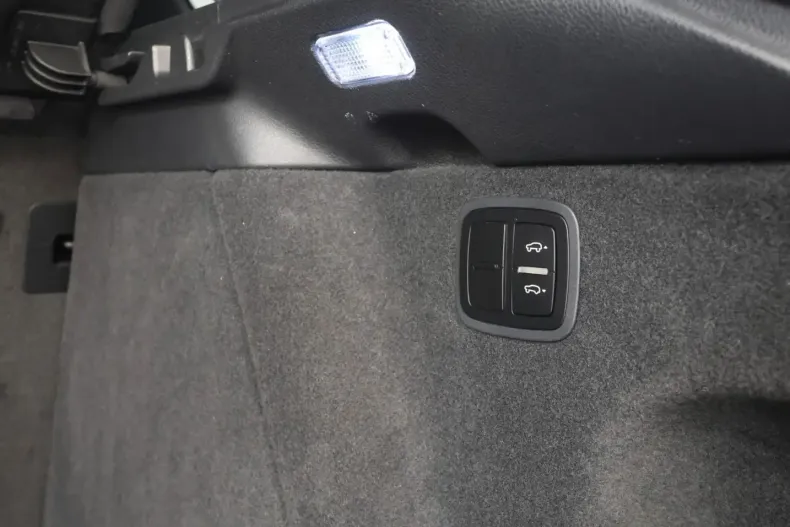 Porsche Macan din 2020 cu 78.000 km - oferta POR108479 - foto 25