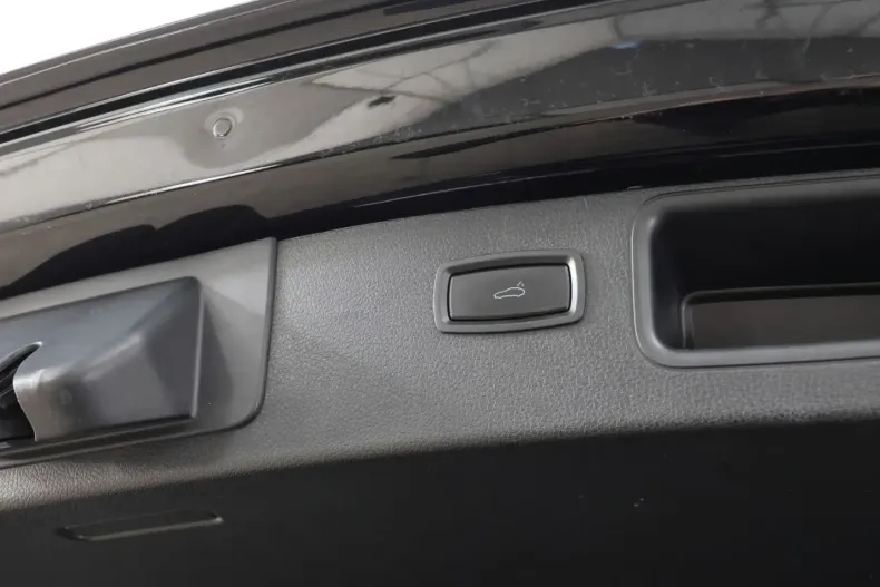 Porsche Macan din 2020 cu 78.000 km - oferta POR108479 - foto 26