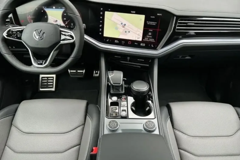 Volkswagen Touareg din 2023 cu 26.000 km - oferta VOL108483 - foto 9
