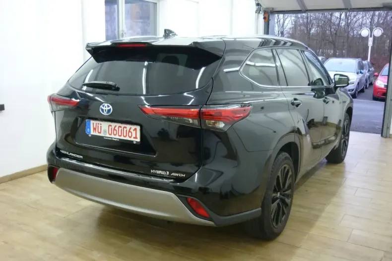 Toyota Highlander din 2024 cu 7.750 km - oferta TOY108487 - foto 4