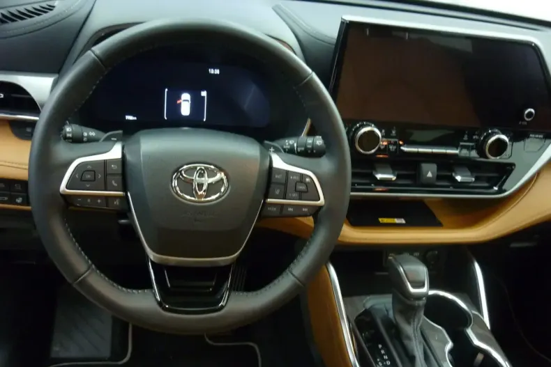 Toyota Highlander din 2024 cu 7.750 km - oferta TOY108487 - foto 9