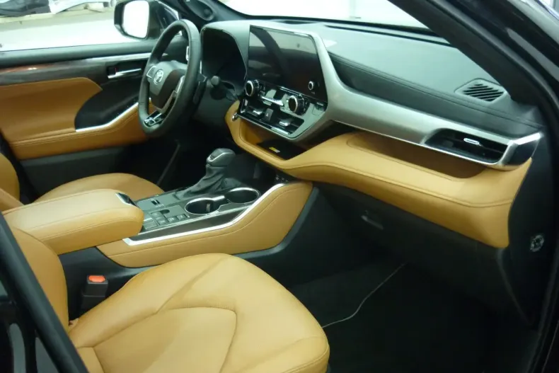 Toyota Highlander din 2024 cu 7.750 km - oferta TOY108487 - foto 12