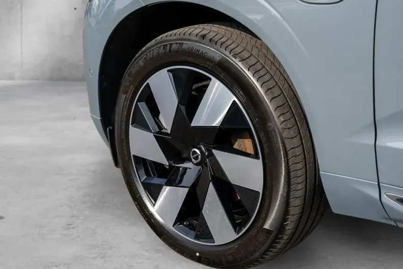 Volvo XC60 din 2024 cu 21.490 km - oferta VOL108491 - foto 5