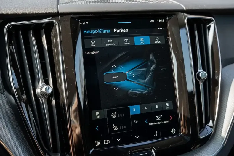 Volvo XC60 din 2024 cu 21.490 km - oferta VOL108491 - foto 13