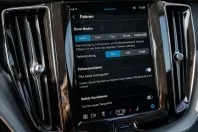 Volvo XC60 din 2024 cu 21.490 km - oferta VOL108491 - foto 14