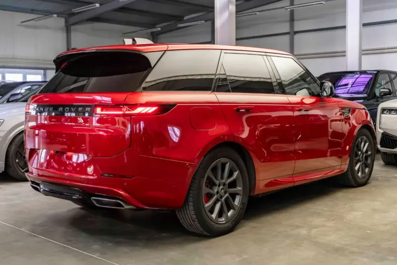 Land Rover Range Rover Sport din 2024 cu 11.400 km - oferta LAN108495 - foto 8