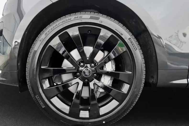 Land Rover Range Rover Sport din 2024 cu 6.000 km - oferta LAN108496 - foto 6