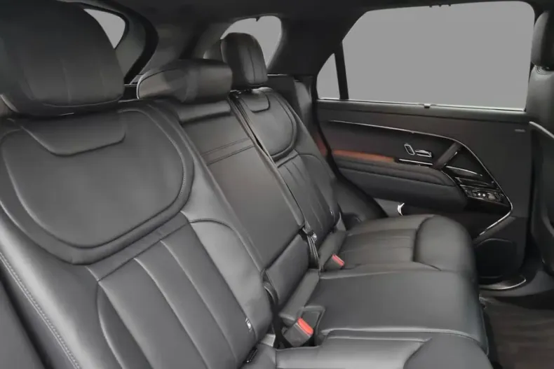 Land Rover Range Rover Sport din 2024 cu 6.000 km - oferta LAN108496 - foto 8