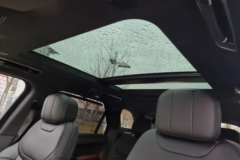 Land Rover Range Rover Sport din 2024 cu 6.000 km - oferta LAN108496 - foto 16