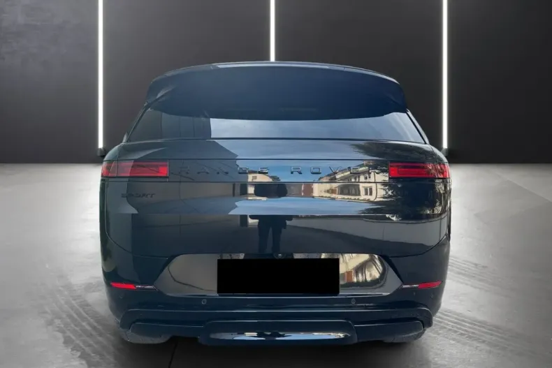 Land Rover Range Rover Sport din 2024 cu 10.000 km - oferta LAN108501 - foto 2