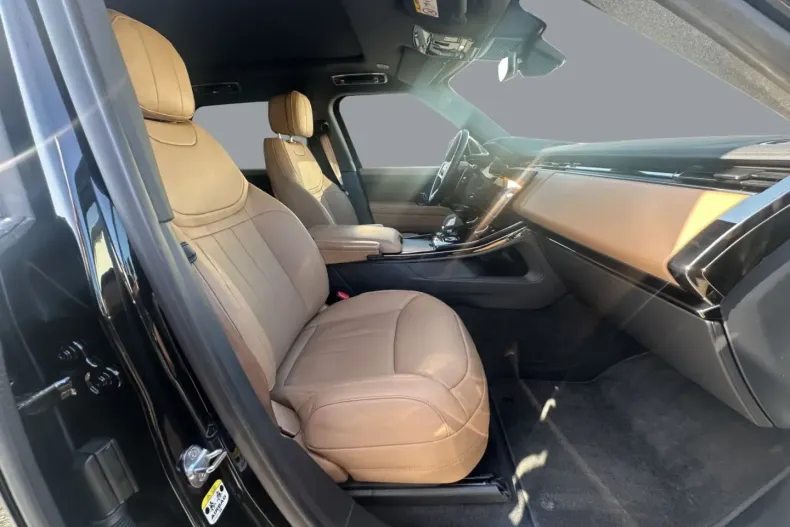 Land Rover Range Rover Sport din 2023 cu 34.500 km - oferta LAN108502 - foto 7