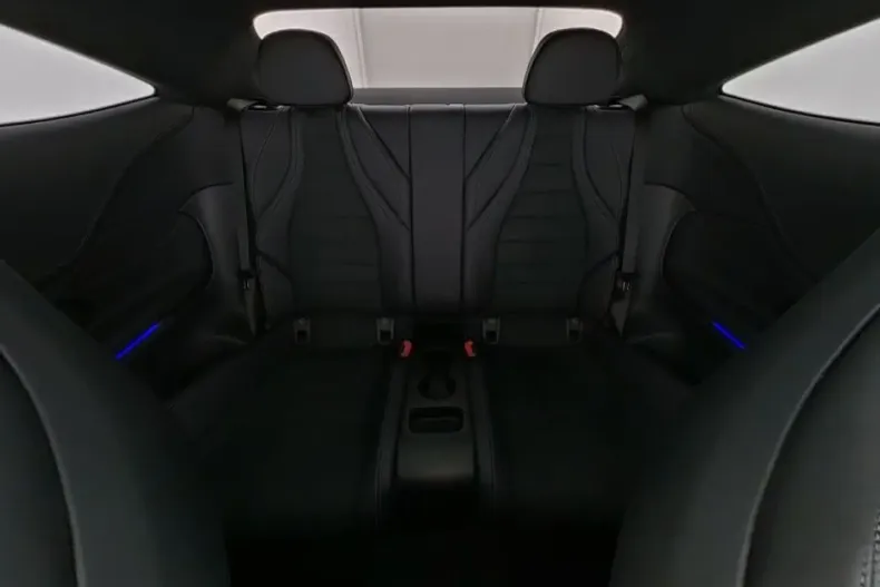 Mercedes-Benz CLE 200 din 2023 cu 26.300 km - oferta MER108503 - foto 8